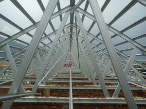 rangka-atap-baja-ringan
