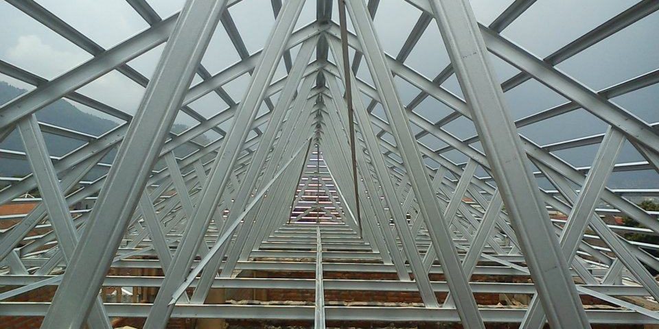 rangka-atap-baja-ringan