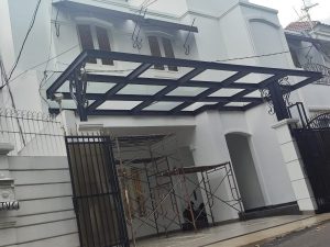 kanopi kaca modern